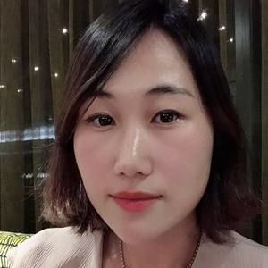 Meet your Posher, Esther